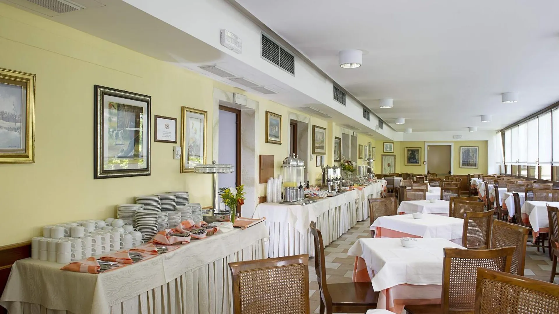 Hotel Nazionale Veneza 3*,