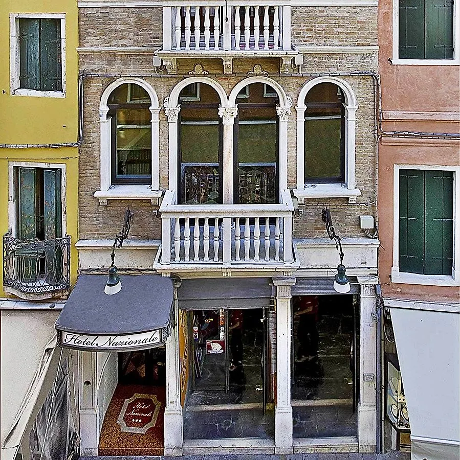 ***  Hotel Nazionale Veneza Itália