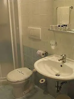 ***  Hotel Nazionale Veneza Itália
